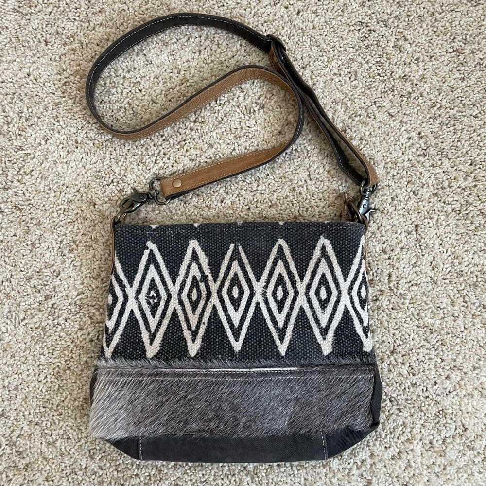 Myra Crossbody Bag
